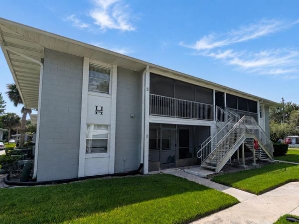 700 E AIRPORT BOULEVARD , Unit H5, SANFORD, FL 32773