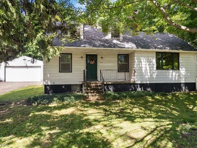 353 Southeast Avenue, Tallmadge, OH 44278 Photo 2