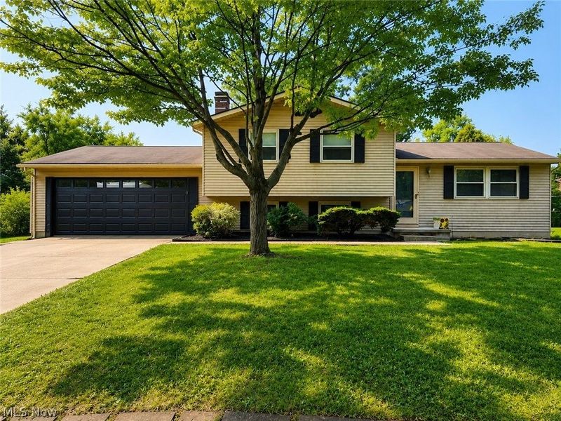 4566 Chatwood Drive, Stow, OH 44224 Photo 1
