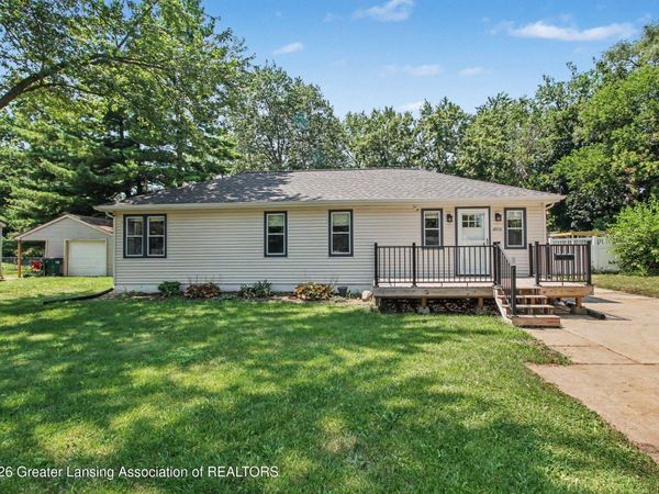 4908 Stafford Avenue, Lansing, MI 48910