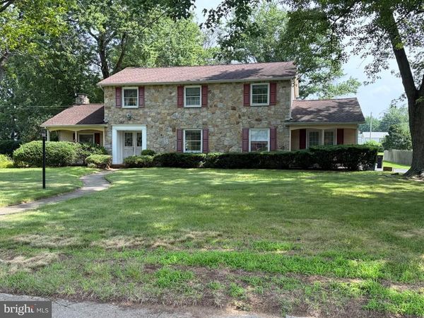 8 COLONIAL DRIVE, CLARKSBORO, NJ 08020