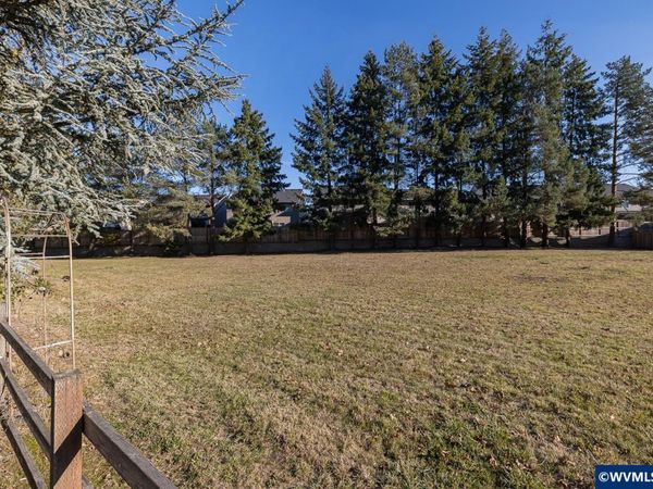 O NW NORTH Av, North Plains, OR 97133