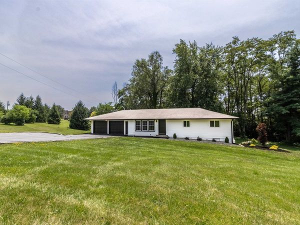 5065 E 1200 N, Roanoke, IN 46783