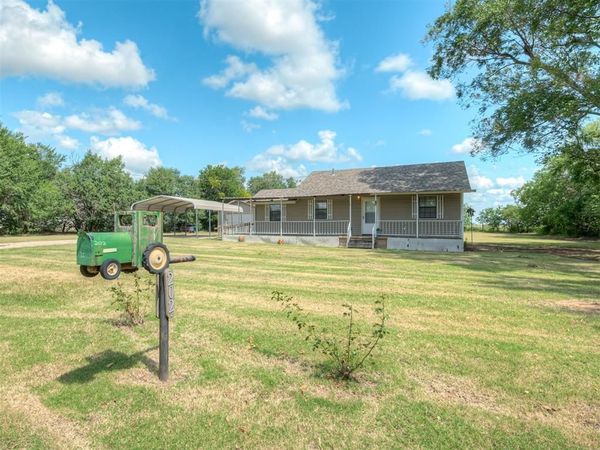 202 W 7th Street, Amber, OK 73004