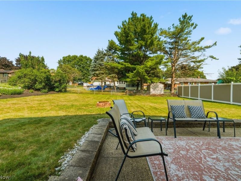 1648 Plymouth Knoll Avenue NW, Massillon, OH 44646 Photo 22