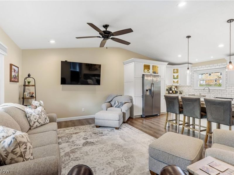 1648 Plymouth Knoll Avenue NW, Massillon, OH 44646 Photo 6