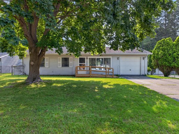 3439 Acacia Boulevard, Jackson, MI 49203