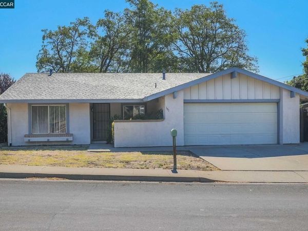 101 Flame Dr, Pacheco, CA 94553