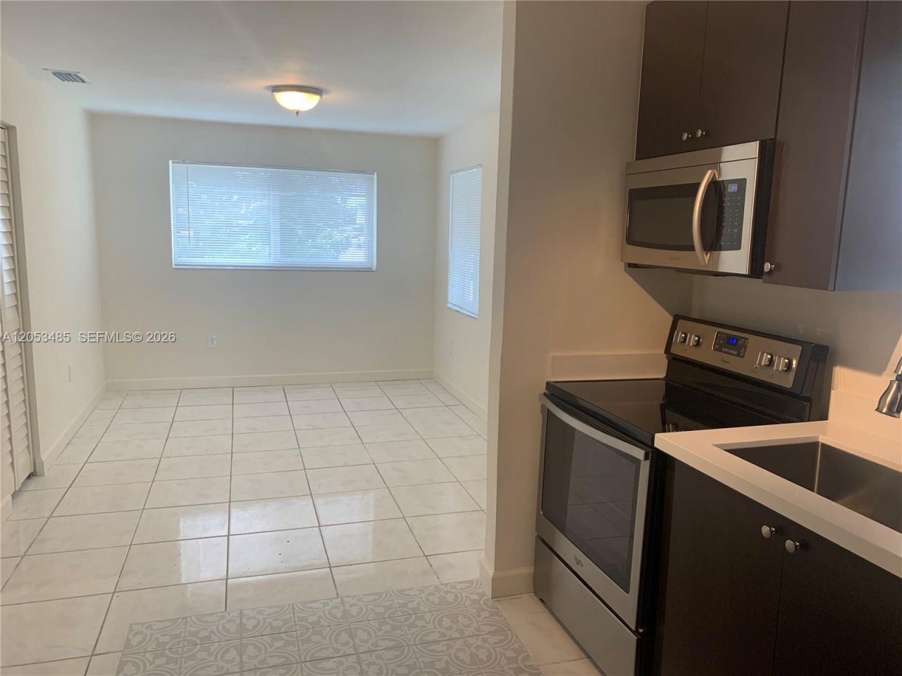 901 NW 22nd Ct, Miami, FL 33125 Photo
