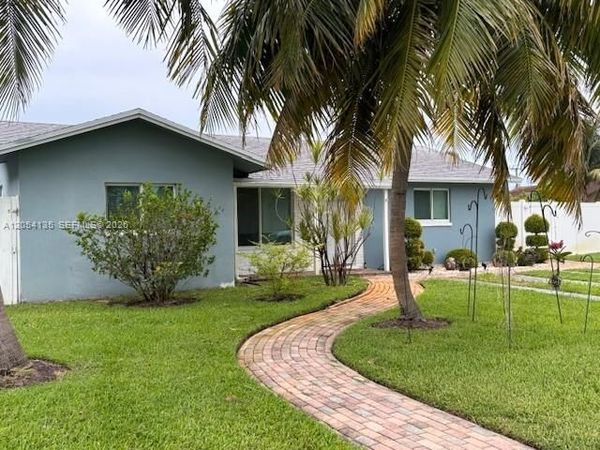 903 NW 6th Ave , Boynton Beach, FL 33426