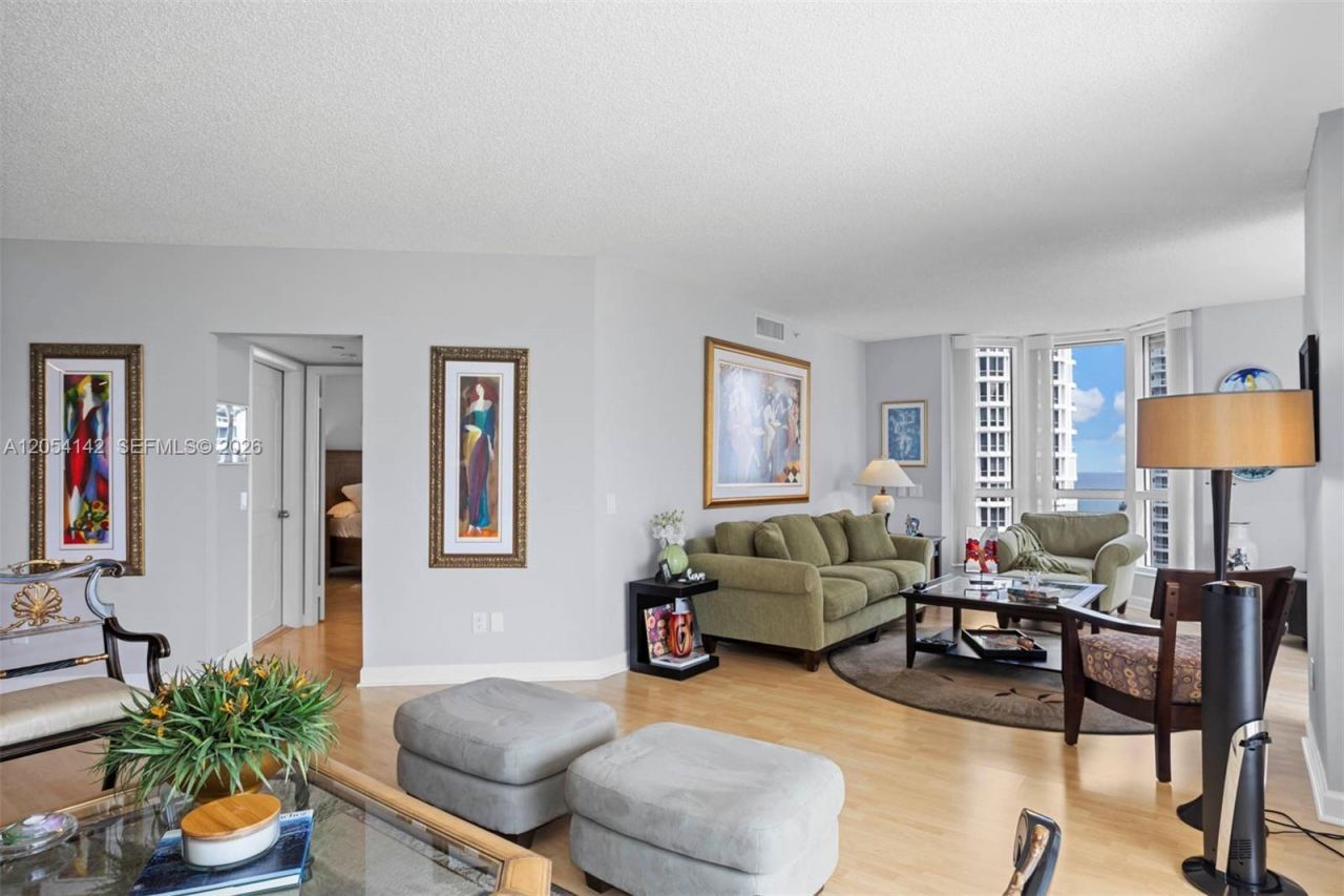 21205 Yacht Club Dr , Unit 2403, Aventura, FL 33180 Photo