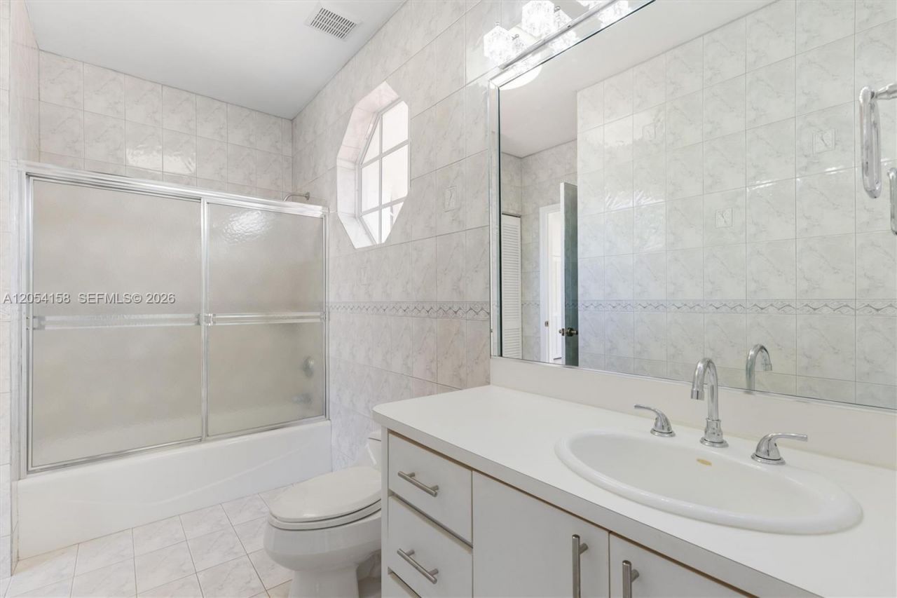 145 W Sunrise Ave , Coral Gables, FL 33133 Photo