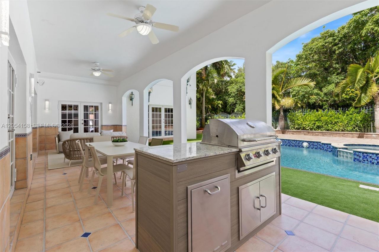145 W Sunrise Ave , Coral Gables, FL 33133 Photo