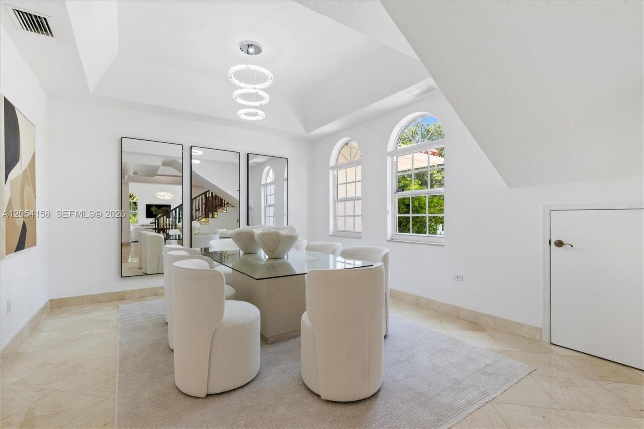 145 W Sunrise Ave , Coral Gables, FL 33133 Photo