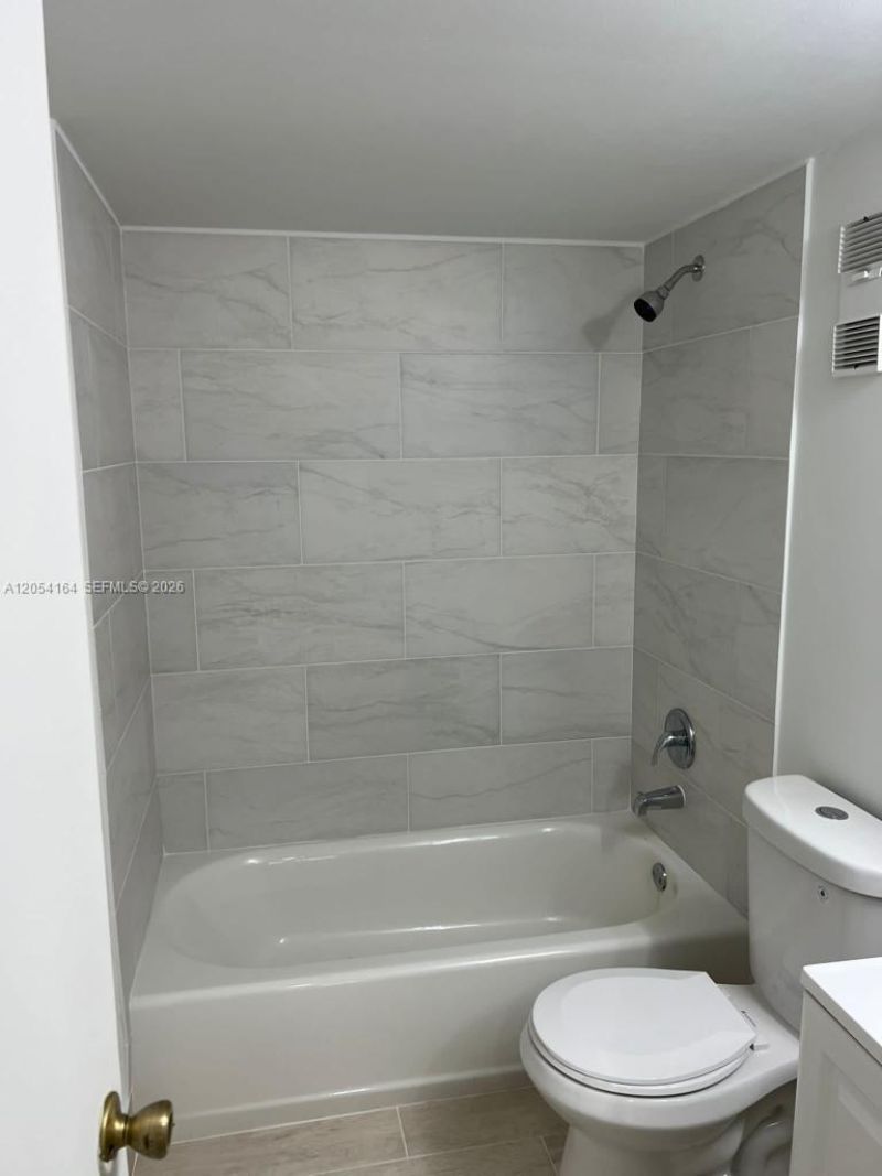 8720 N Sherman Cir, Unit 303, Miramar, FL 33025 Photo