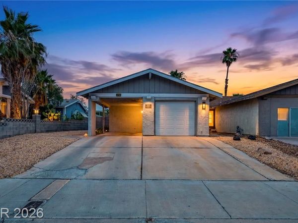 4794 Via San Andros Lane, Las Vegas, NV 89103