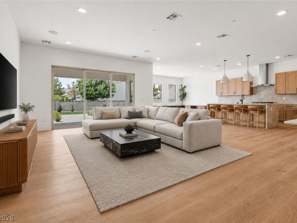 5615 Grizzly Summit Drive, Las Vegas, NV 89130