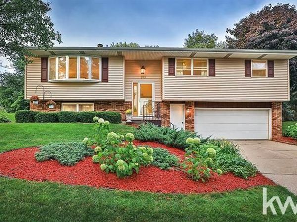 2413 Stuart Court, Madison, WI 53704