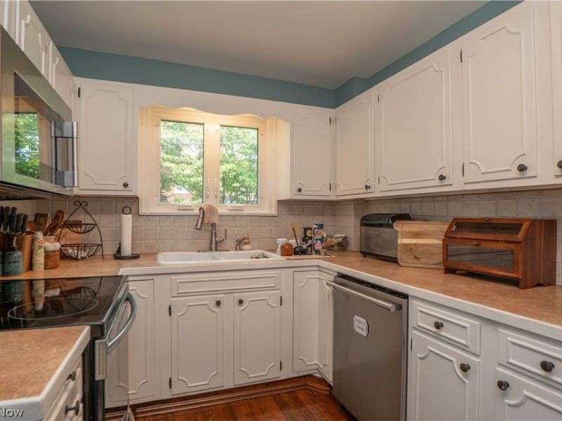 119 5th Street NE, North Canton, OH 44720 Photo 11