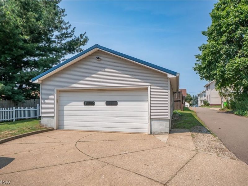 119 5th Street NE, North Canton, OH 44720 Photo 31