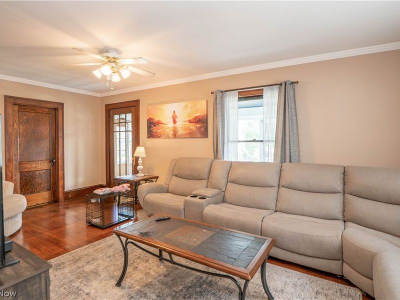119 5th Street NE, North Canton, OH 44720 Photo 4