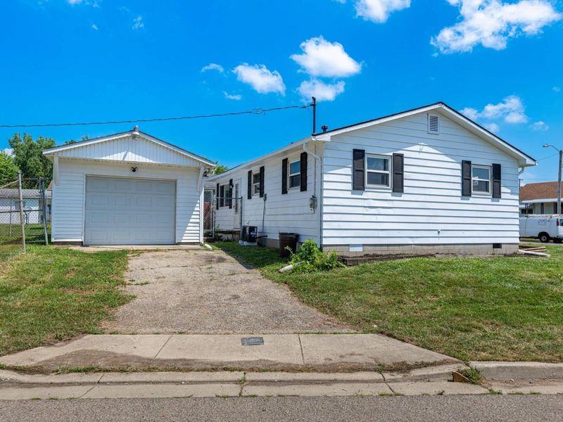 653 S Douglas Avenue , Springfield, OH 45505 Photo 17
