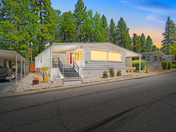 10036 Grinding Rock Dr, Grass Valley, CA 95949