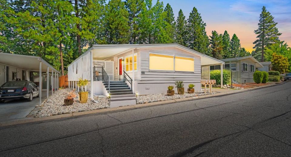 10036 Grinding Rock Dr, Grass Valley, CA 95949 Photo