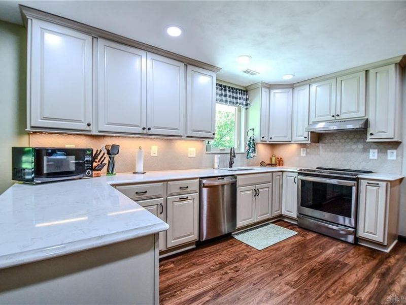 4801 Rean Meadow Drive, Kettering, OH 45440 Photo 2
