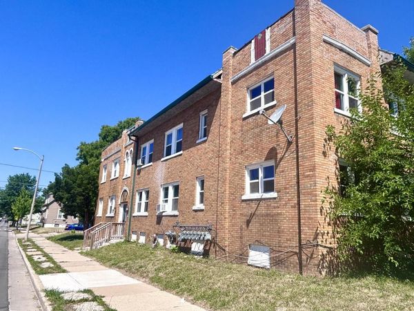 2208 W Locust STREET, Milwaukee, WI 53206