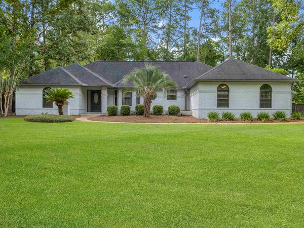 9022 Winged Foot Drive, Tallahassee, FL 32312