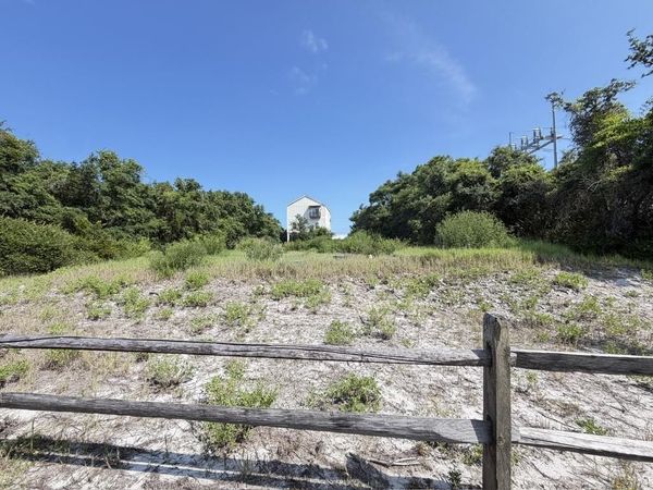 308 Pine Avenue , East Point, FL 32328