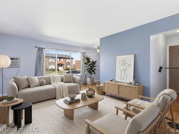 4840 Briarwood Avenue, Unit #C2, Royal Oak, Mi 48073
