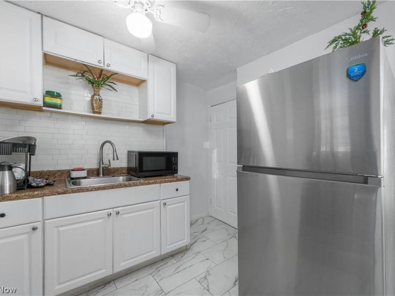14101 Rainbow Avenue, Cleveland, OH 44111 Photo 13