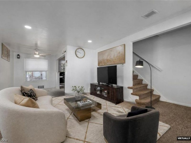 14101 Rainbow Avenue, Cleveland, OH 44111 Photo 3