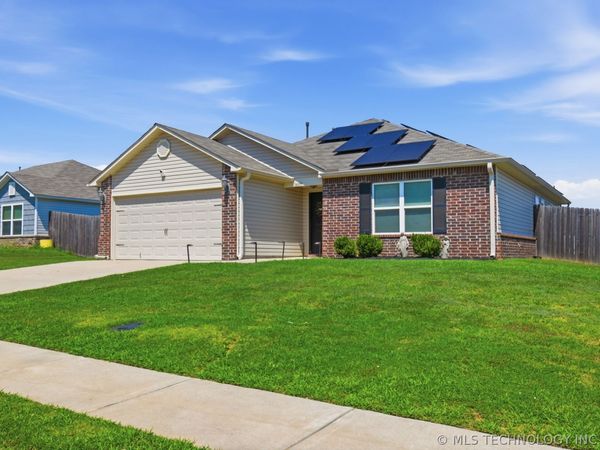 14895 S 274th East Avenue , Coweta, OK 74429