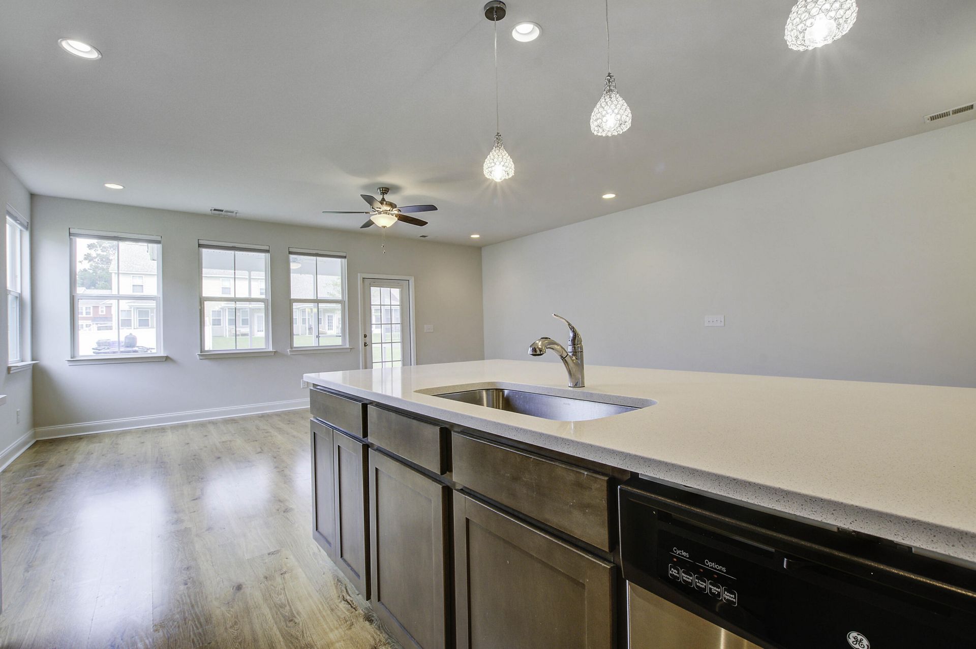 7824 Montview Road Photo 10