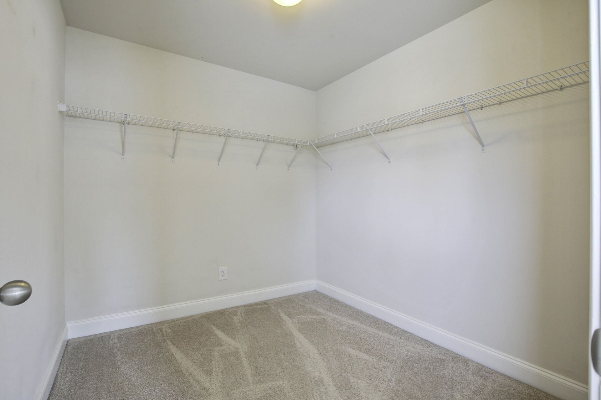 7824 Montview Road Photo 15