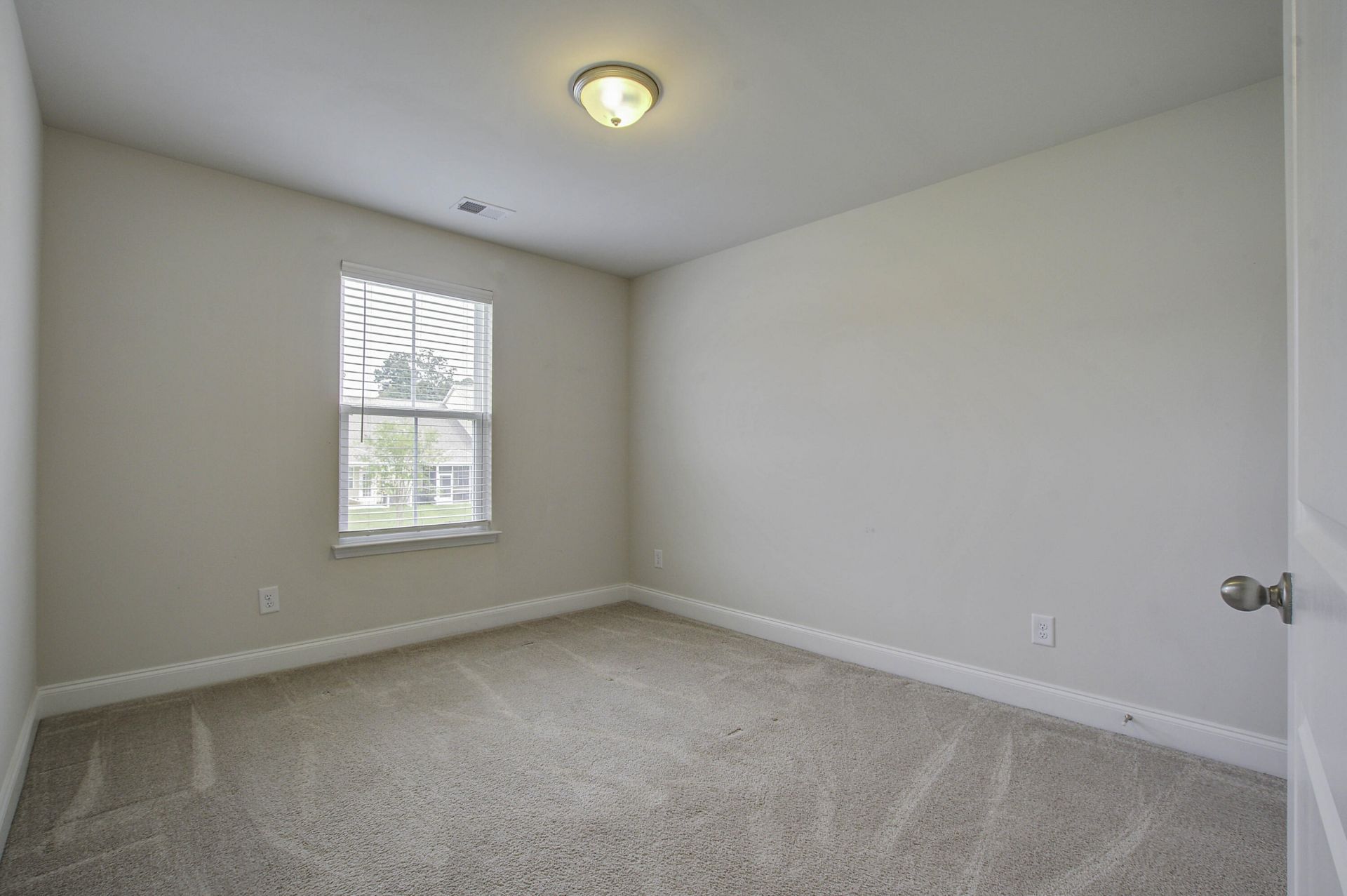 7824 Montview Road Photo 18