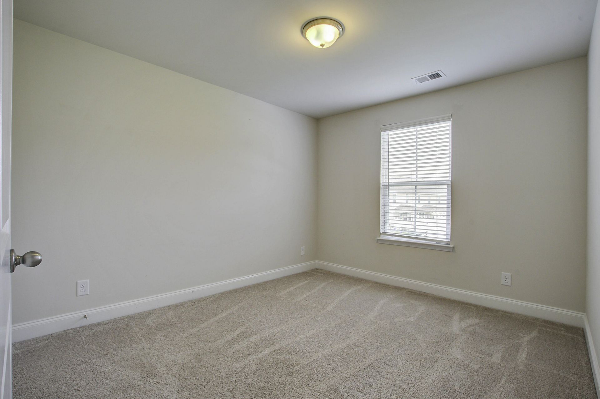 7824 Montview Road Photo 20