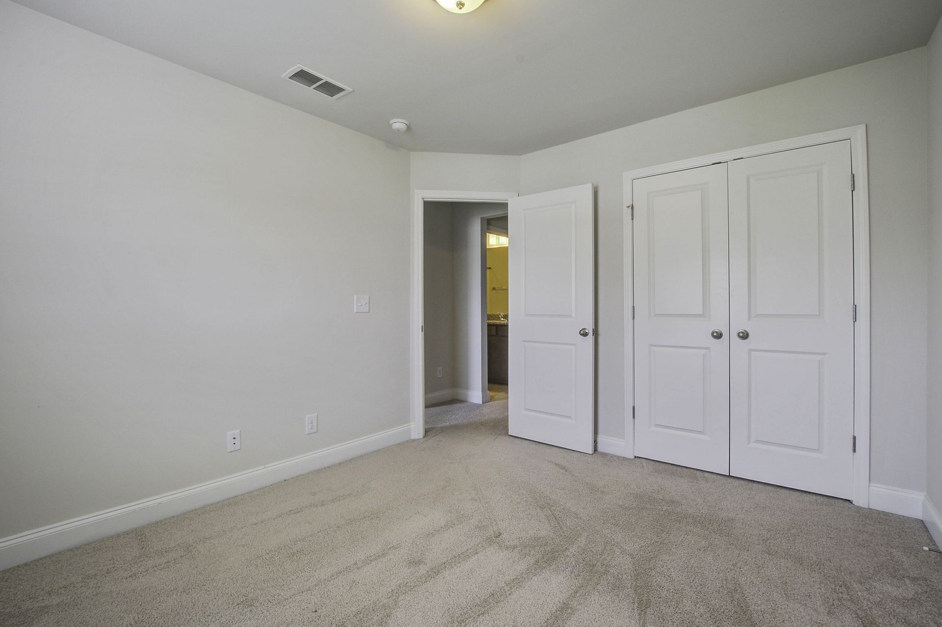 7824 Montview Road Photo 21
