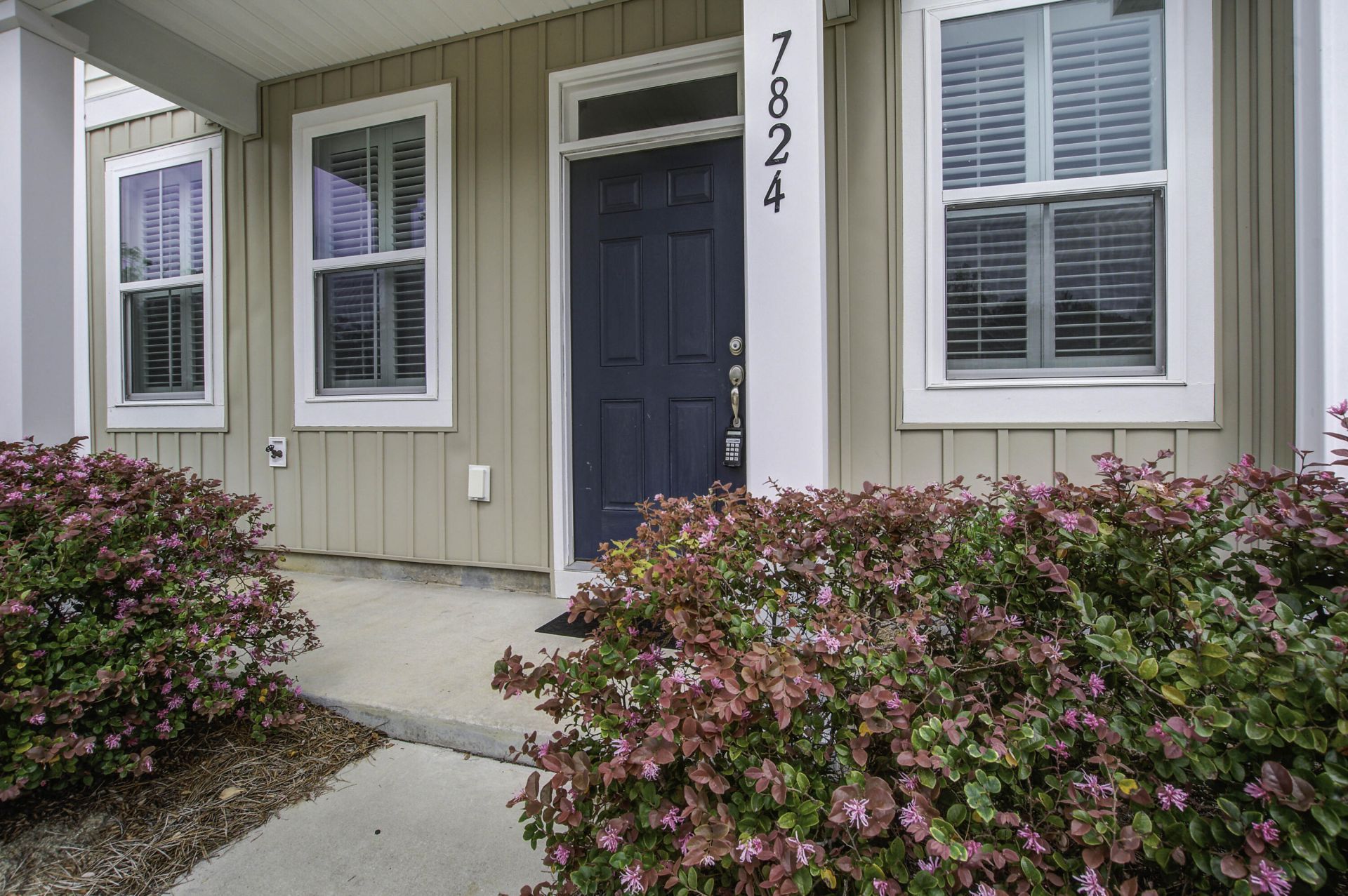 7824 Montview Road Photo 24