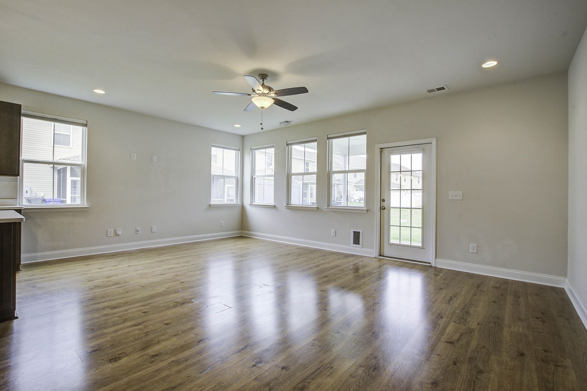 7824 Montview Road Photo 7