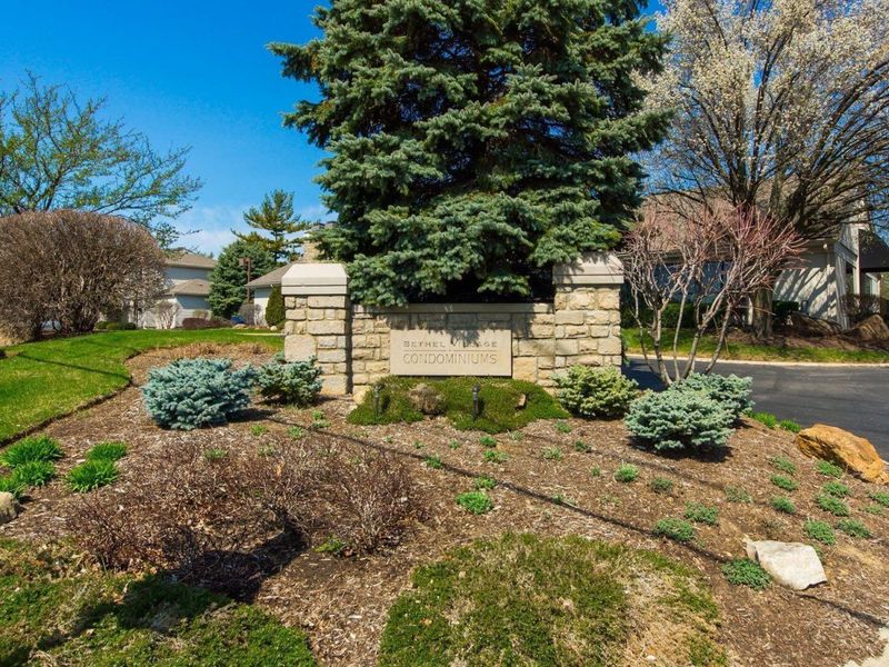 2543 Hyacinth Lane, Unit 34B, Columbus, OH 43235 Photo 7