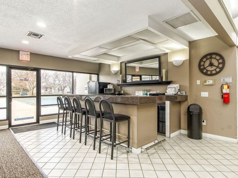2543 Hyacinth Lane, Unit 34B, Columbus, OH 43235 Photo 9