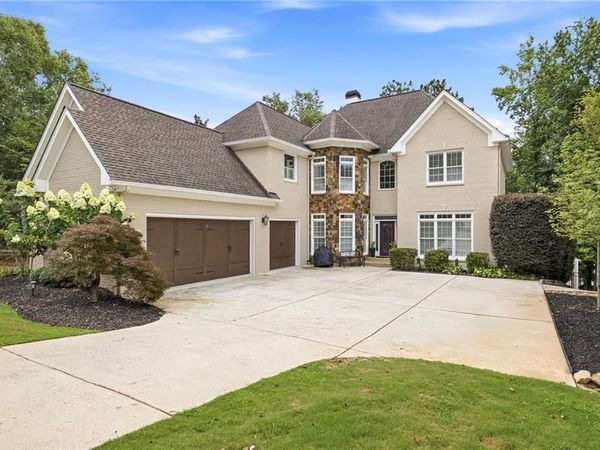 4450 Flagship Drive, Gainesville, GA 30506