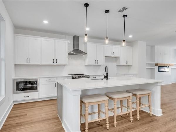 2739 Hallwood Lane , Suwanee, GA 30024