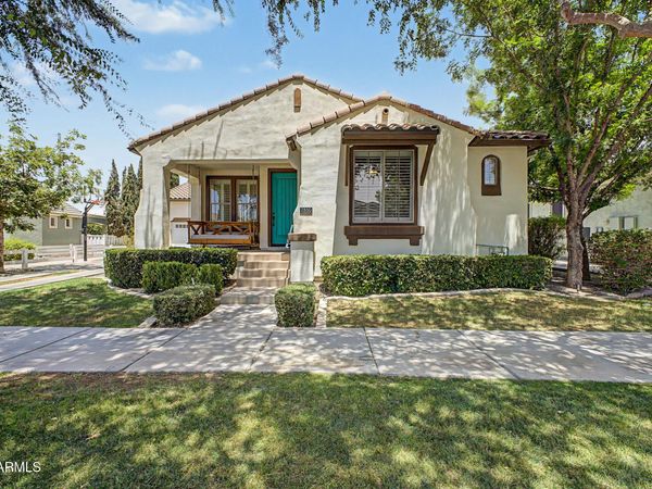 2850 E CAMELLIA Drive, Gilbert, AZ 85296