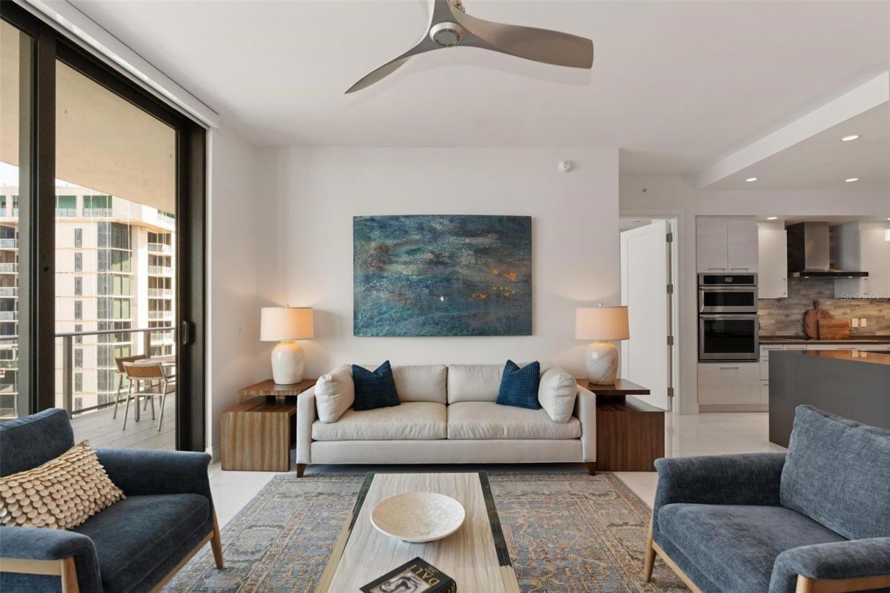 100 1st Avenue N, Unit 2302, Saint Petersburg, FL 33701 Photo