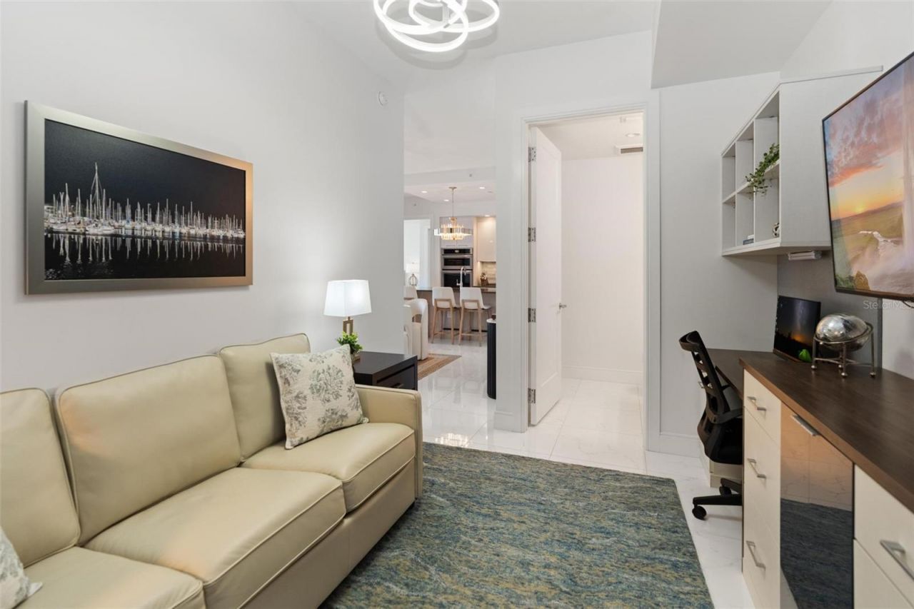 100 1st Avenue N, Unit 2302, Saint Petersburg, FL 33701 Photo